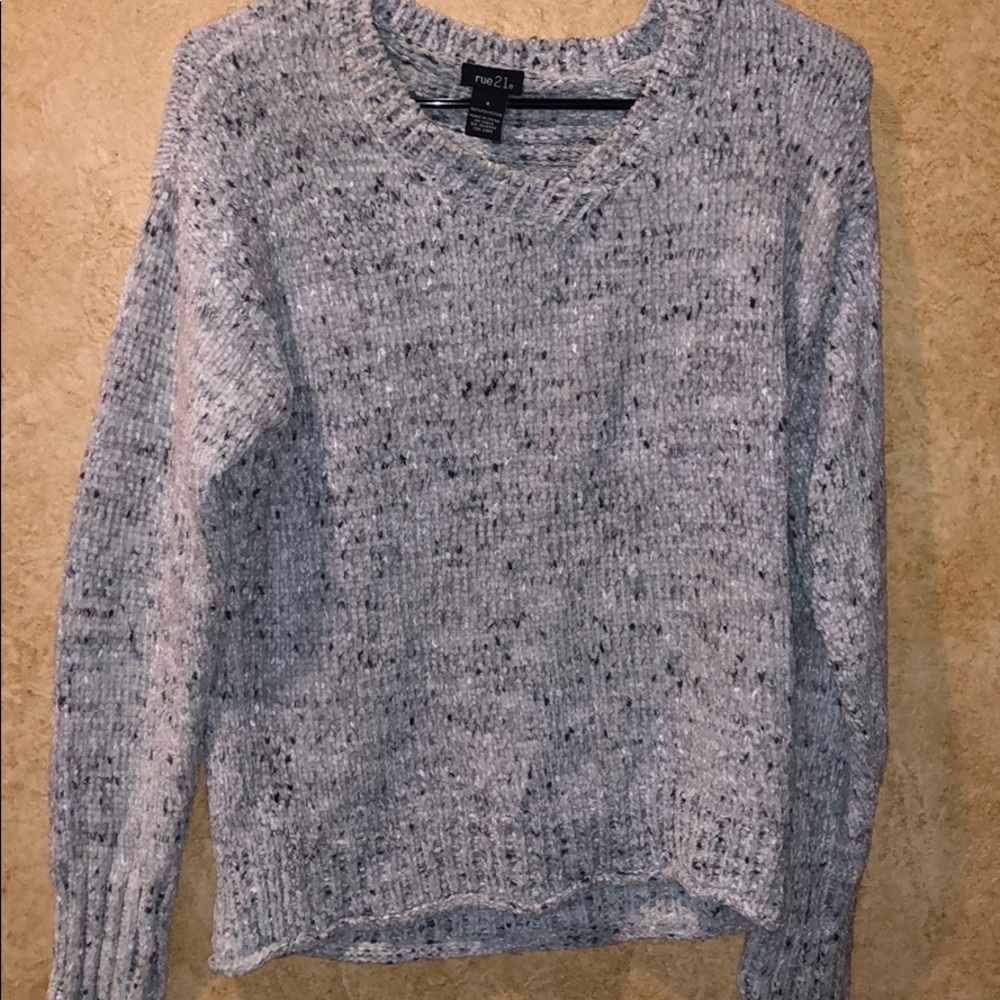 Rue 21 grey black and silver speckled sweater.